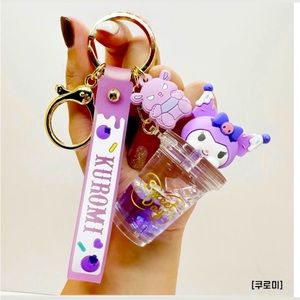 Kuromi 💧 water keychain 💟